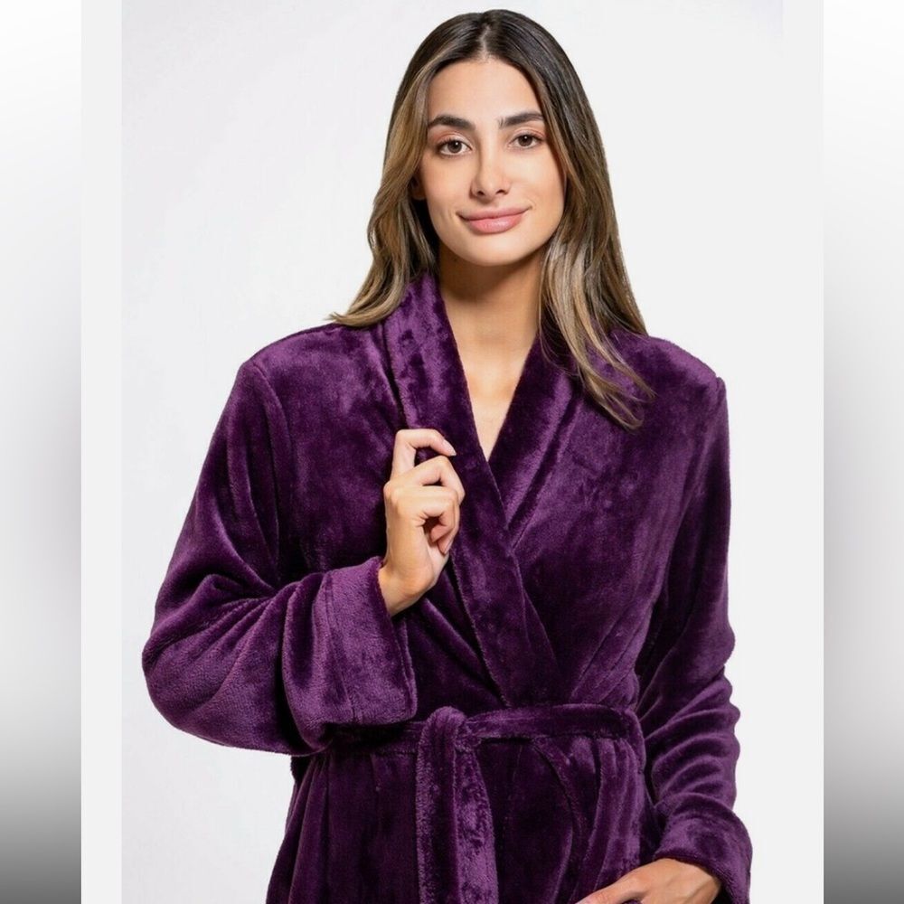Ultra Soft Women's Robe - Picture 3 of 4